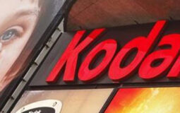 Kodak files for bankruptcy